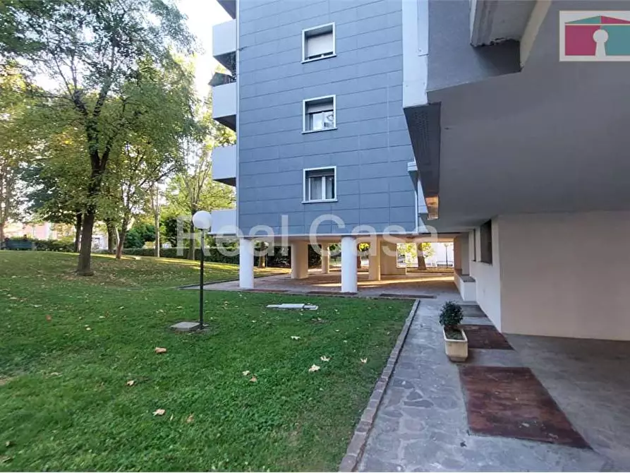 Immagine 6 di Appartamento in vendita  in Via Avanzini  a Modena