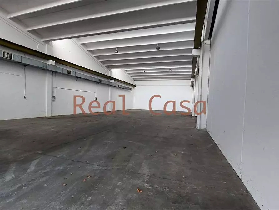 Immagine 4 di Capannone industriale in vendita  in Via Porpora a Modena