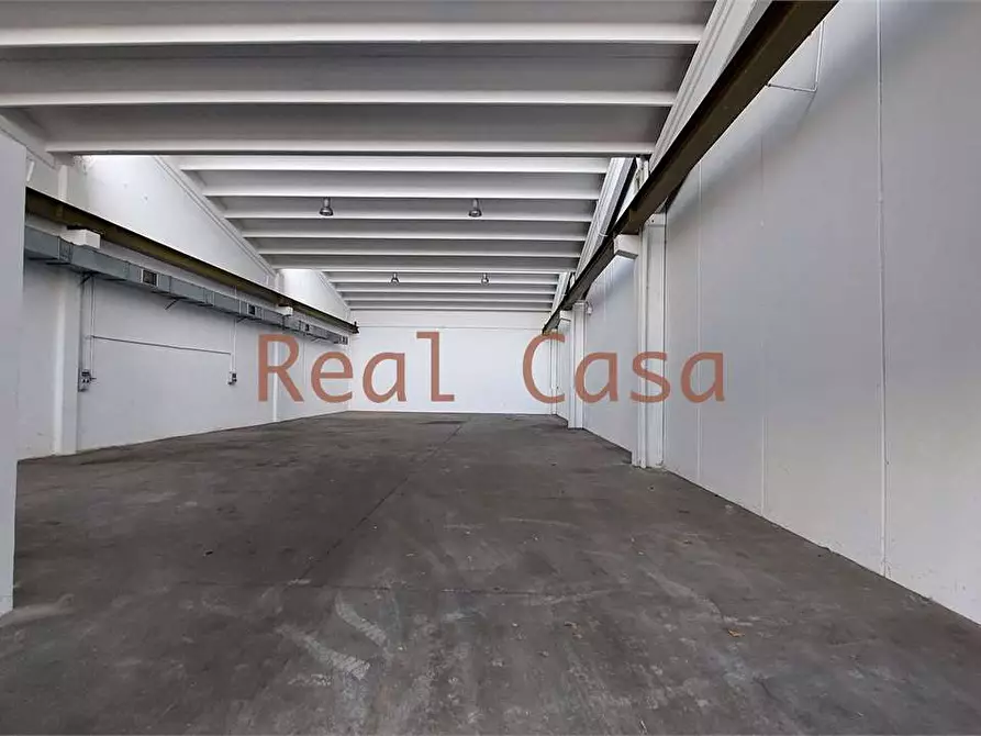 Immagine 5 di Capannone industriale in vendita  in Via Porpora a Modena