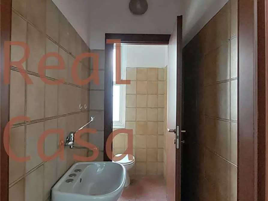 Immagine 11 di Capannone industriale in vendita  in Via Porpora a Modena