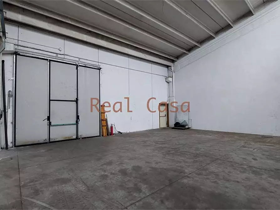 Immagine 1 di Capannone industriale in vendita  in Via Porpora a Modena