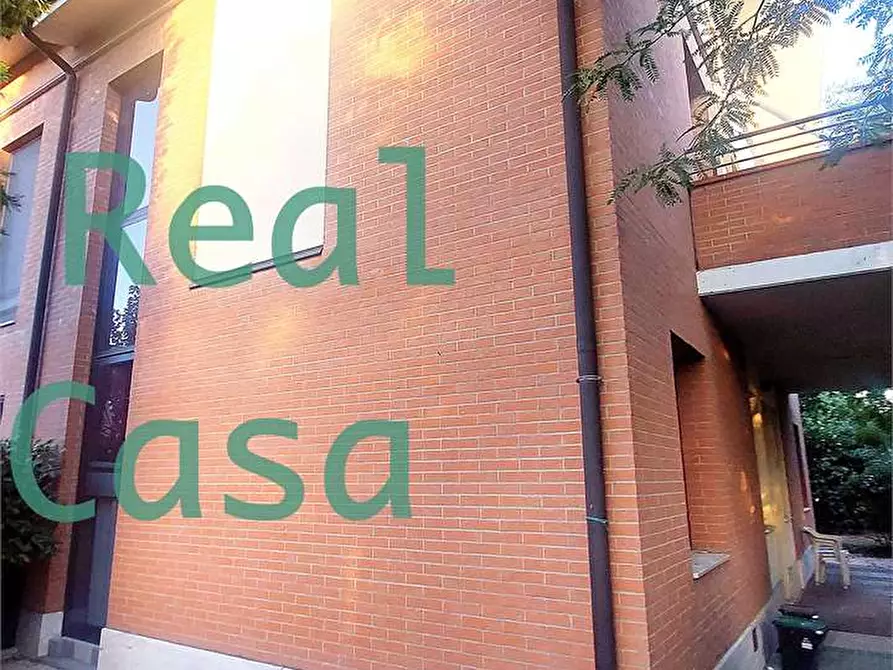 Immagine 1 di Villetta a schiera in vendita  in Via Pirandello a Castelnuovo Rangone