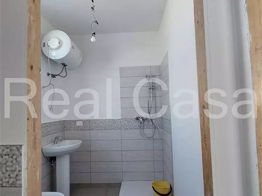 Immagine 11 di Laboratorio in affitto  in Via Martin Luther King  a Modena