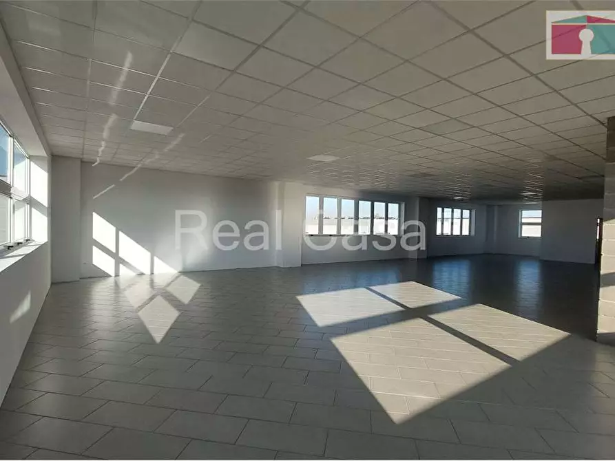 Immagine 24 di Laboratorio in affitto  in Via Martin Luther King  a Modena