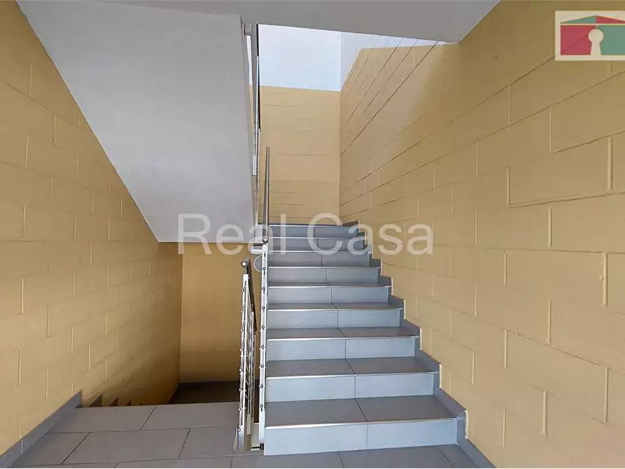 Immagine 1 di Laboratorio in affitto  in Via Martin Luther King  a Modena