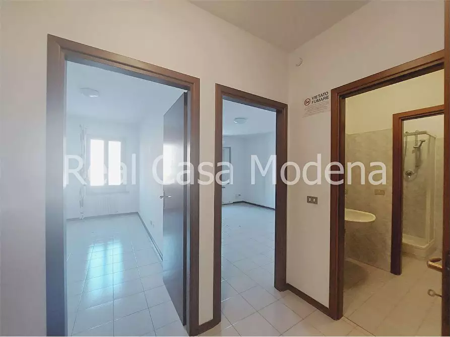 Immagine 5 di Ufficio in affitto  in Via Giardini  740 a Modena