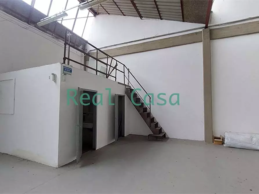 Immagine 3 di Capannone industriale in affitto  a Modena