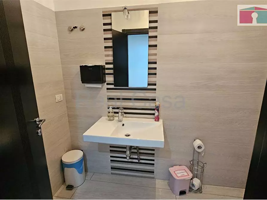 Immagine 4 di Ufficio in affitto  in Via Giardini  468 a Modena