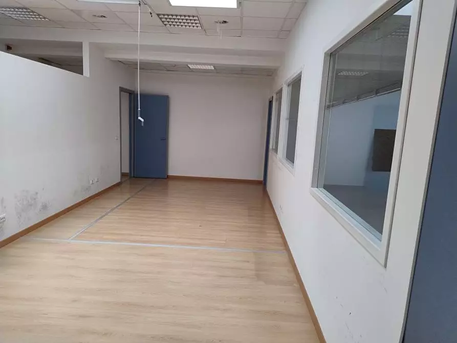 Immagine 4 di Ufficio in affitto  in Via Ovidio  a Modena