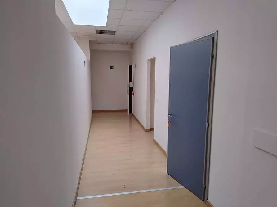 Immagine 3 di Ufficio in affitto  in Via Ovidio  a Modena