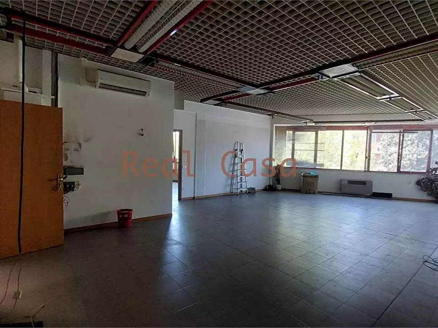 Immagine 1 di Ufficio in affitto  a Modena