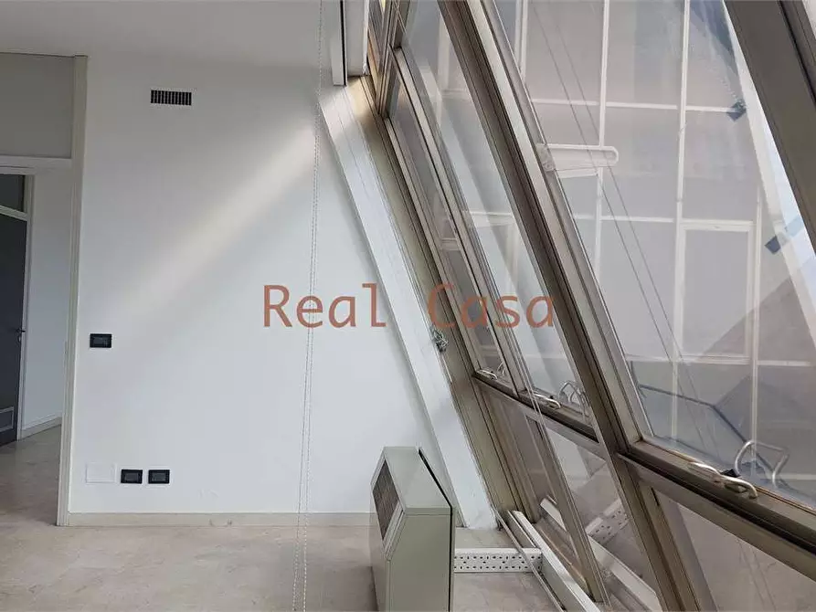 Immagine 10 di Ufficio in vendita  in Via Cagliostro a Modena