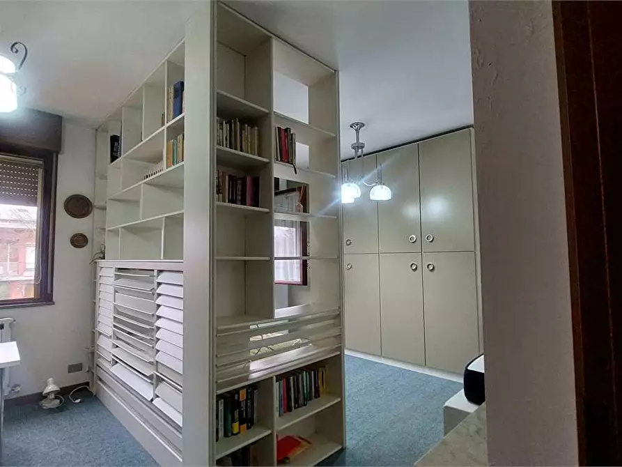 Immagine 17 di Villa in affitto  in Via Galli a Modena