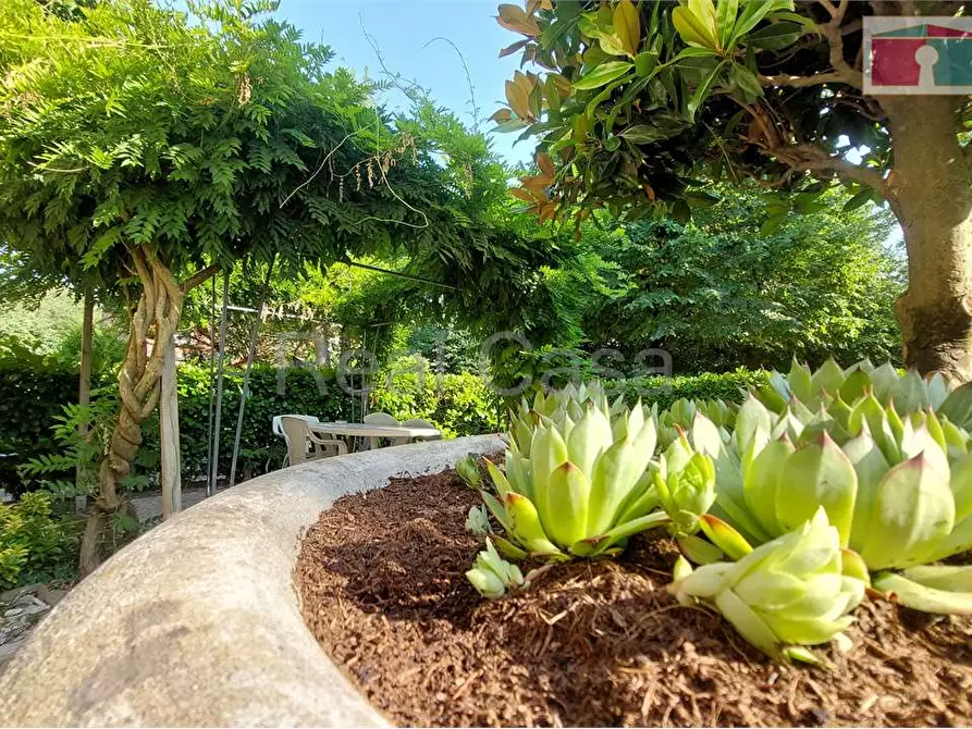 Immagine 34 di Villa in affitto  in Via Galli a Modena