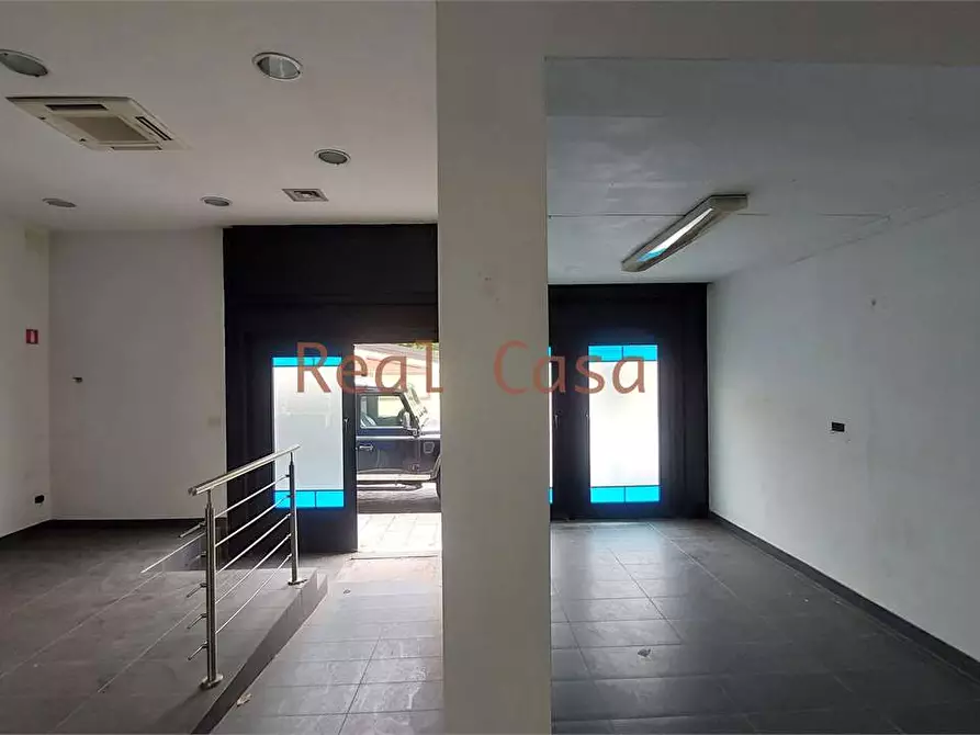 Immagine 5 di Laboratorio in affitto  a Modena