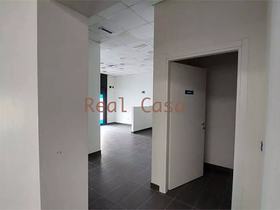 Immagine 18 di Laboratorio in affitto  a Modena