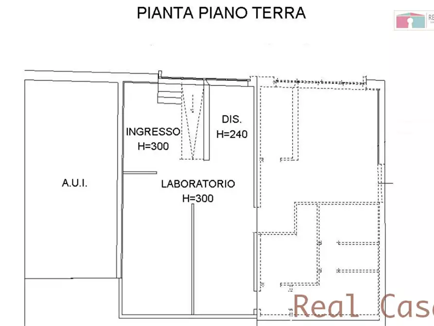 Immagine 29 di Laboratorio in affitto  a Modena