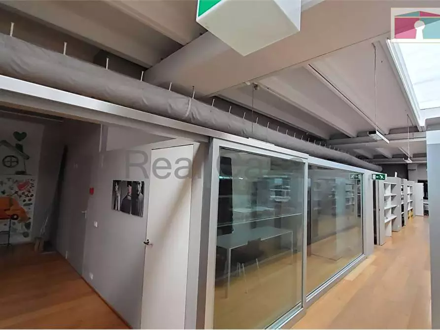 Immagine 25 di Ufficio in affitto  in Via Bottego a Modena