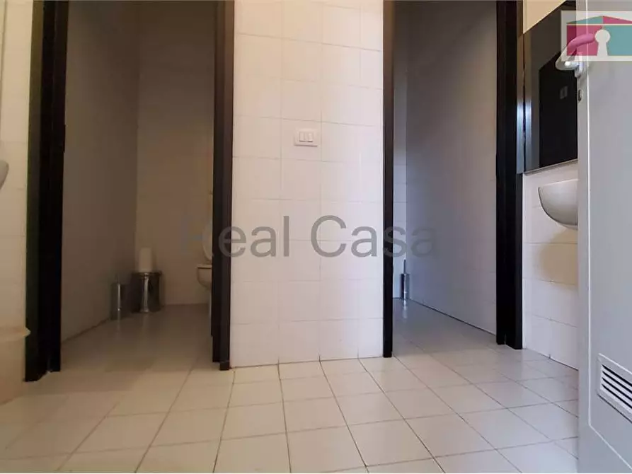 Immagine 24 di Ufficio in affitto  in Via Bottego a Modena