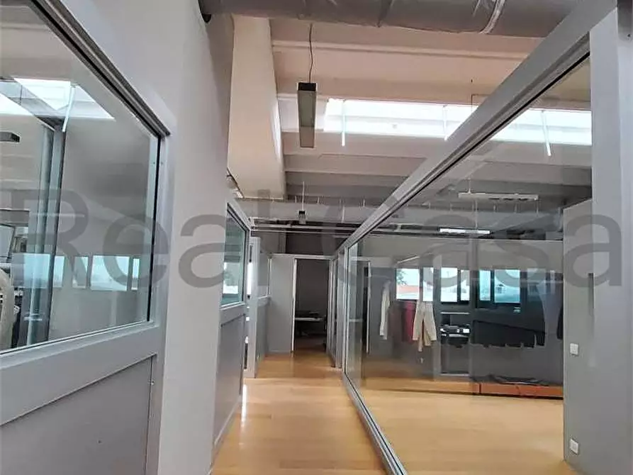 Immagine 18 di Ufficio in affitto  in Via Bottego a Modena