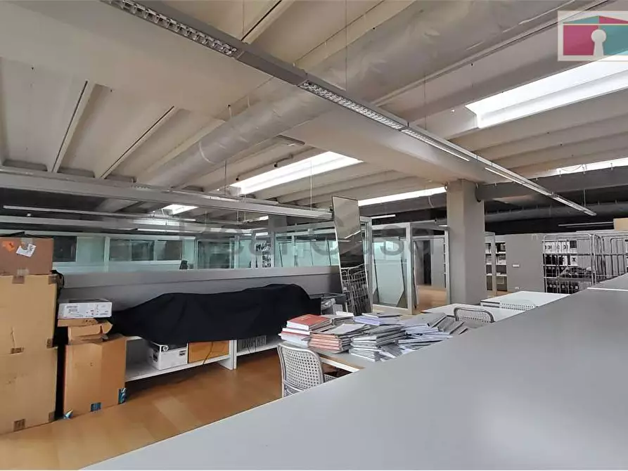 Immagine 16 di Ufficio in affitto  in Via Bottego a Modena