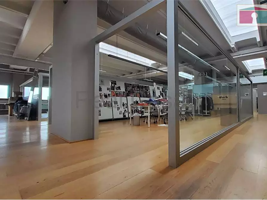 Immagine 17 di Ufficio in affitto  in Via Bottego a Modena