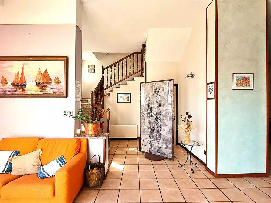 Immagine 3 di Hotel in vendita  a Castelnuovo Rangone