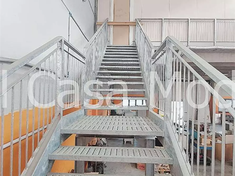 Immagine 9 di Capannone industriale in vendita  in Strada Sant'Anna  a Modena