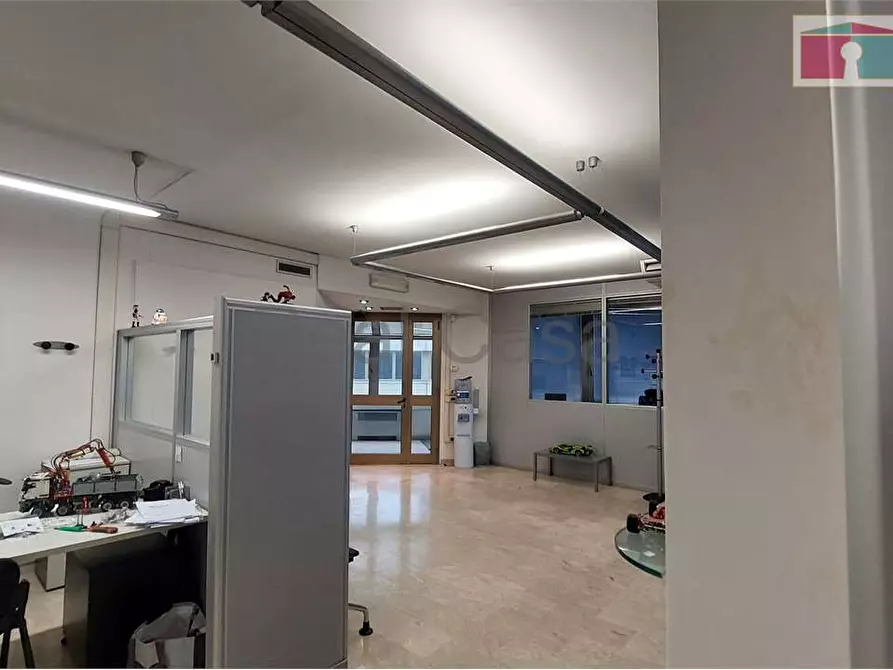 Immagine 13 di Ufficio in vendita  in Via Cagliostro a Modena