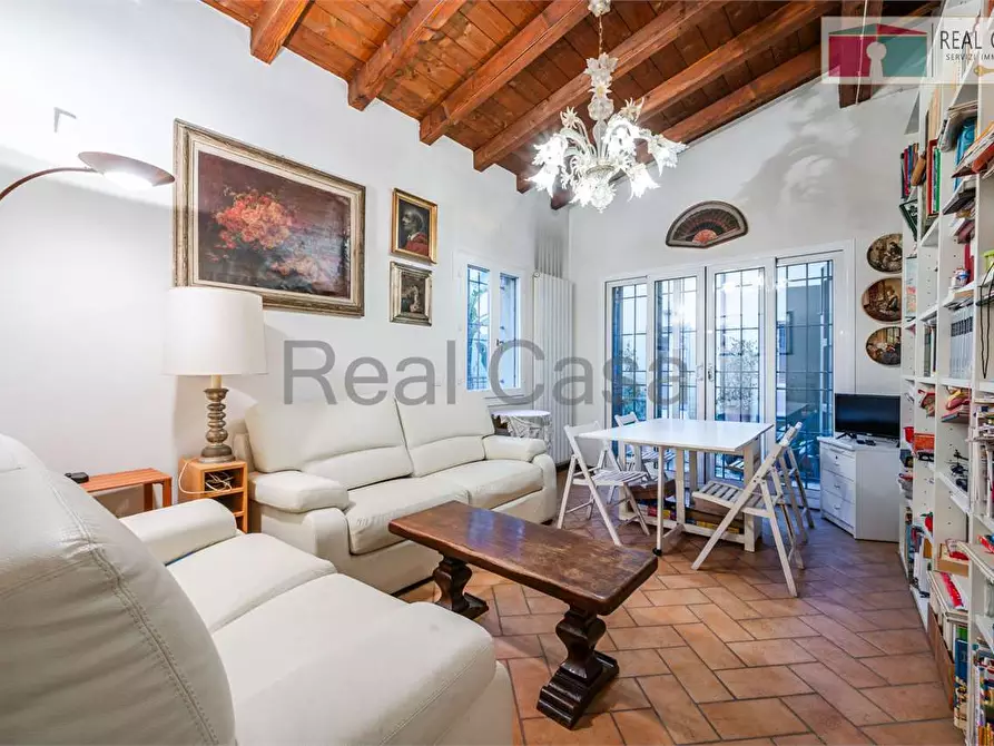 Immagine 23 di Villa in vendita  in Strada Formigina  660 a Modena