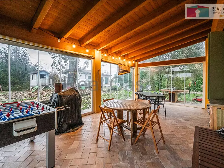 Immagine 17 di Villa in vendita  in Strada Formigina  660 a Modena