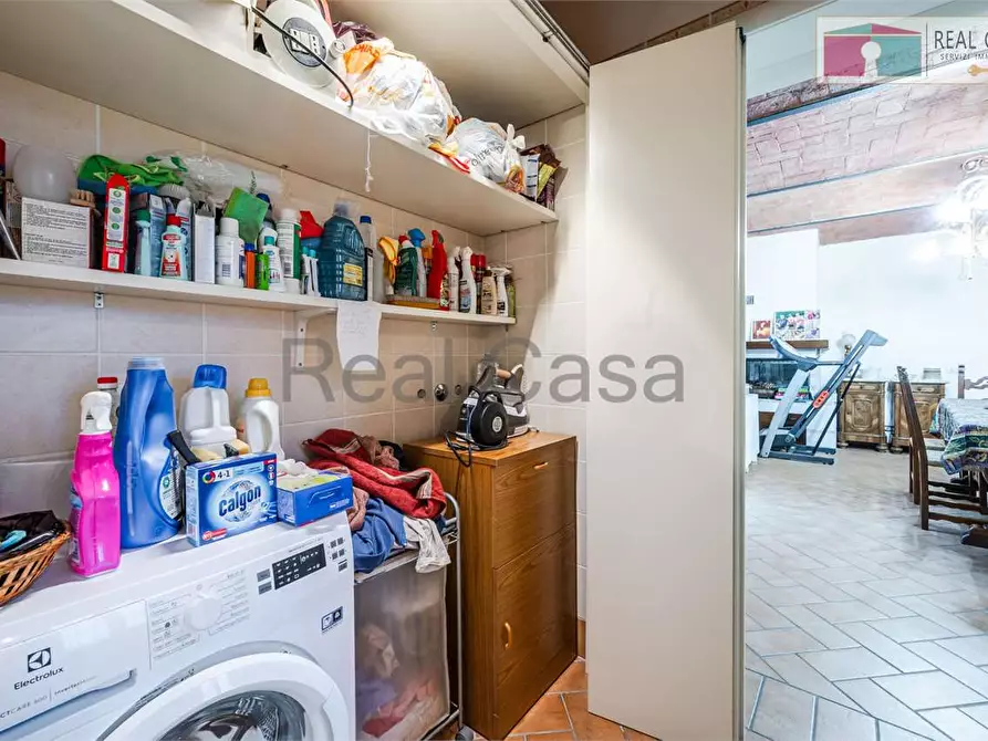 Immagine 28 di Villa in vendita  in Strada Formigina  660 a Modena