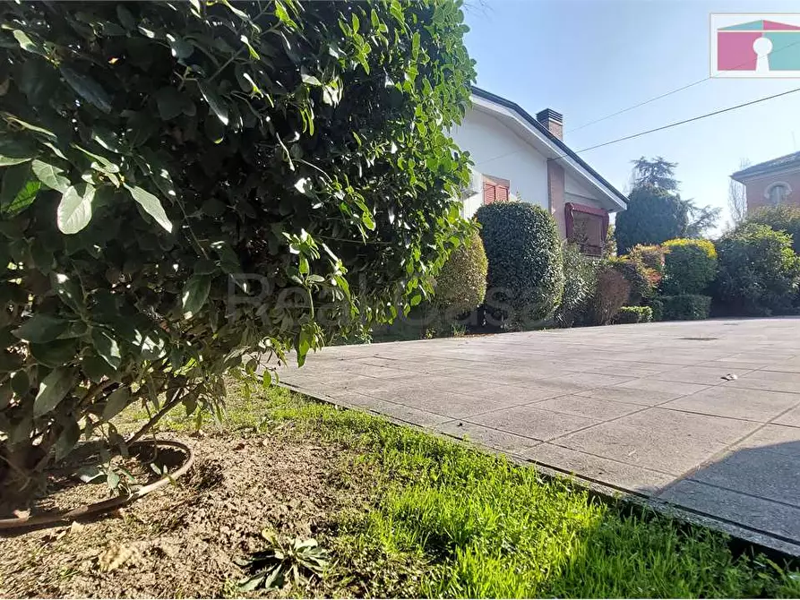 Immagine 1 di Appartamento in affitto  in Viale Della Pace  a Modena