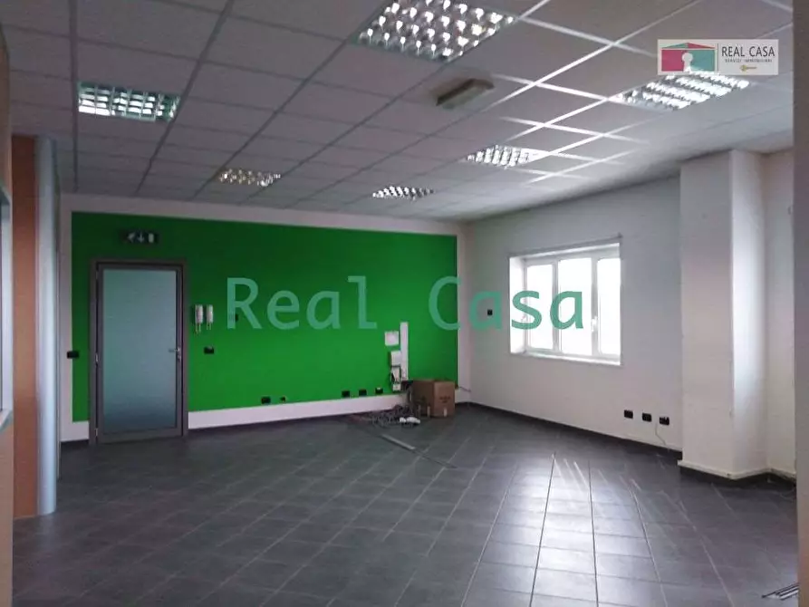 Immagine 12 di Ufficio in affitto  a Maranello