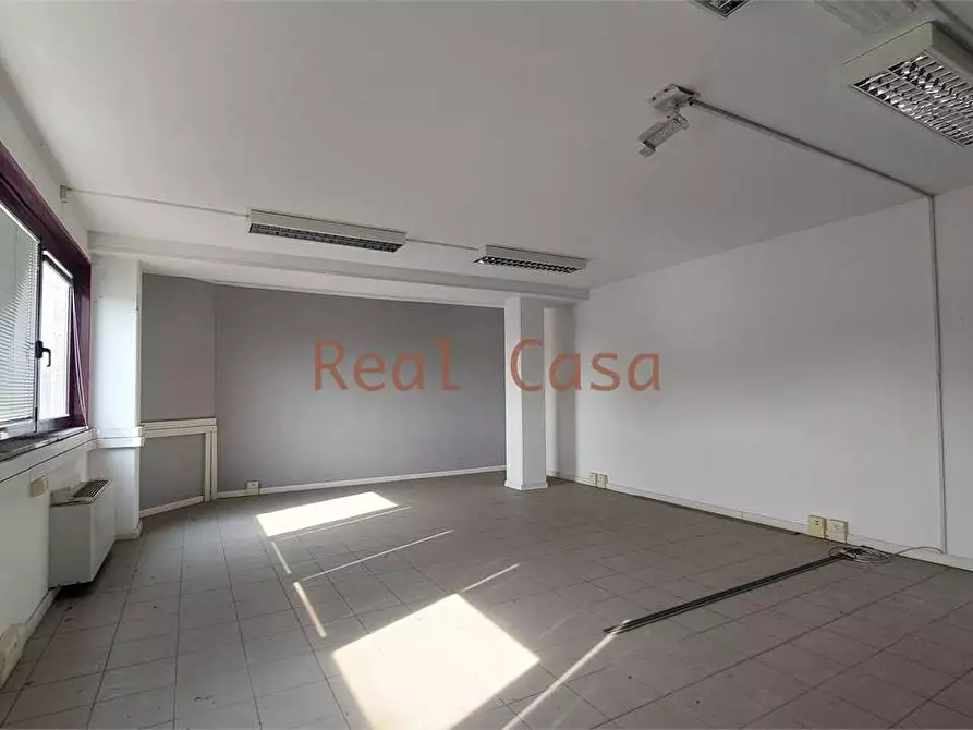 Immagine 16 di Ufficio in affitto  in Via Emilia Est a Modena