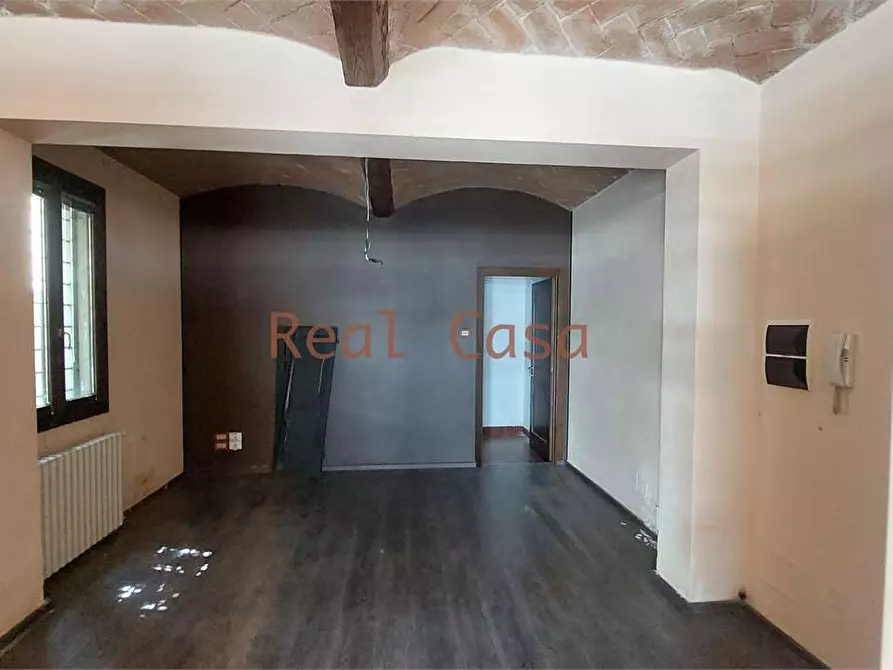 Immagine 1 di Laboratorio in affitto  in Via Fratelli Rosselli  a Modena