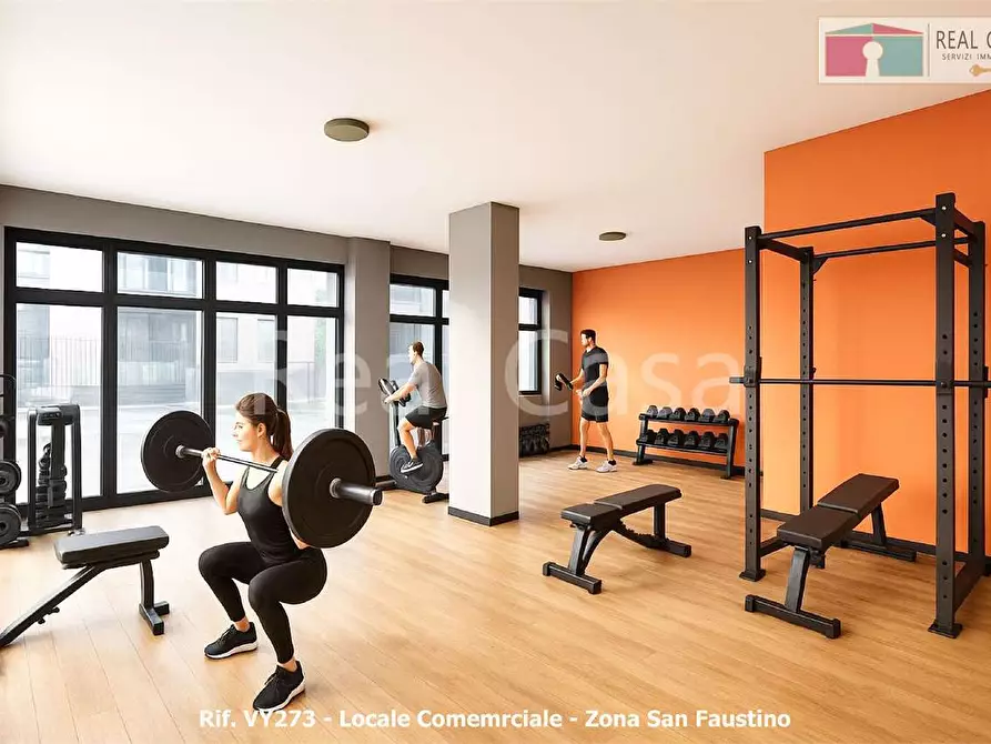 Immagine 2 di Negozio in vendita  in Via Giardini  322 a Modena