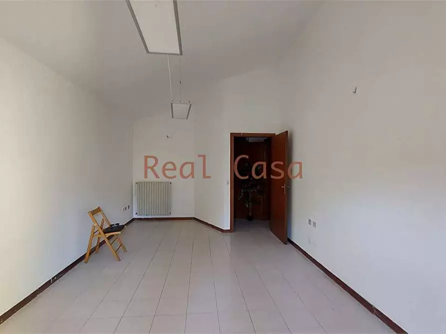 Immagine 4 di Ufficio in affitto  in Via Giardini  650 a Modena