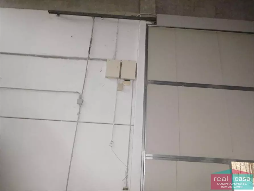 Immagine 7 di Capannone industriale in affitto  in Via Statale dell' Abetone e del Brennero a Maranello