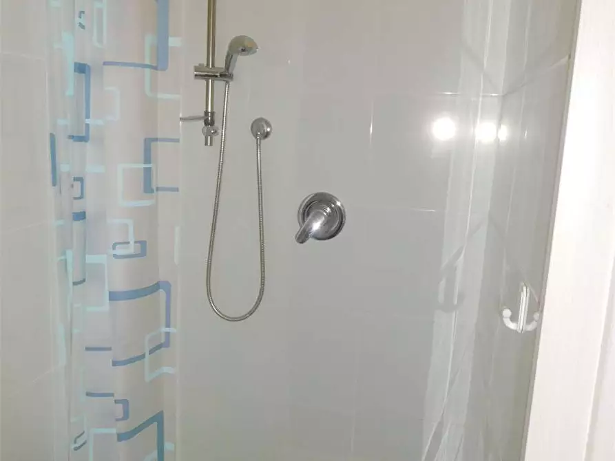 Immagine 9 di Capannone industriale in affitto  in Via Statale dell' Abetone e del Brennero a Maranello