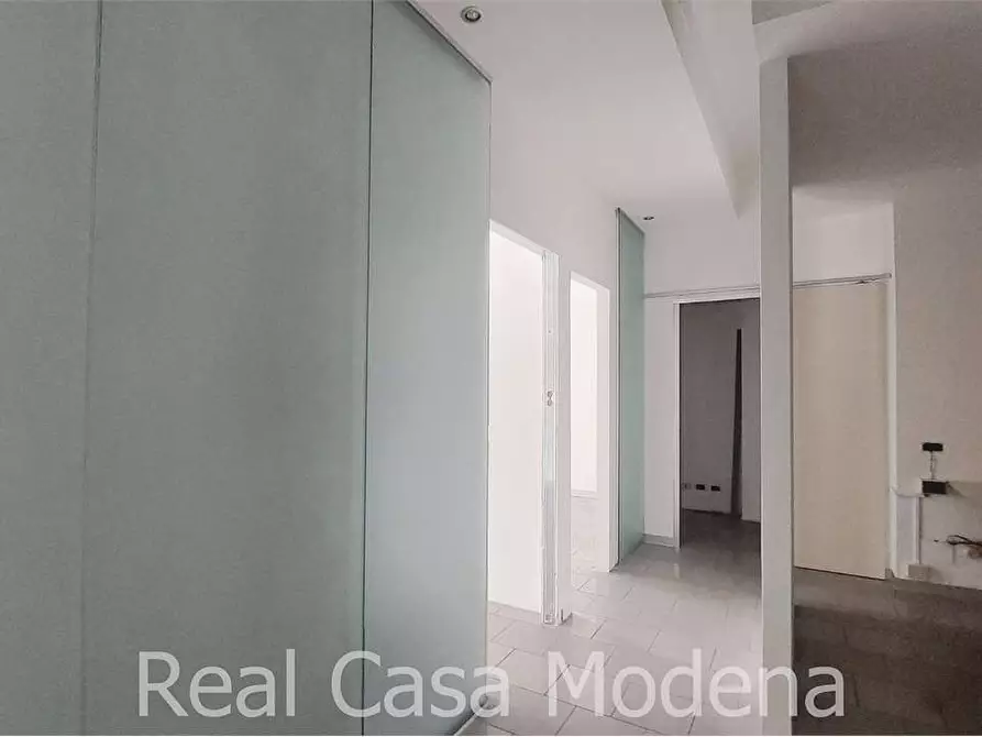 Immagine 9 di Ufficio in affitto  in Via Marianini a Modena