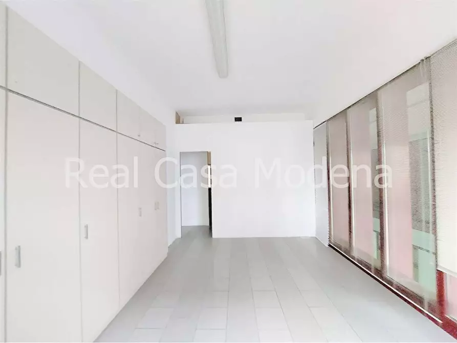 Immagine 26 di Ufficio in affitto  in Via Marianini a Modena