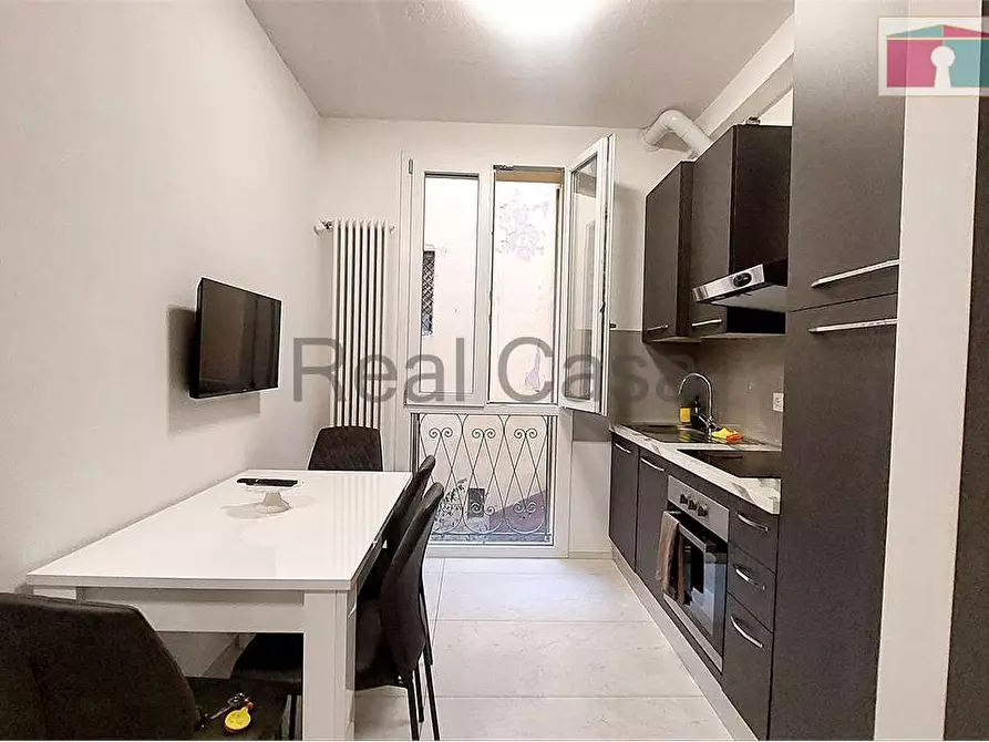 Immagine 3 di Appartamento in vendita  in Via Rua Freda a Modena