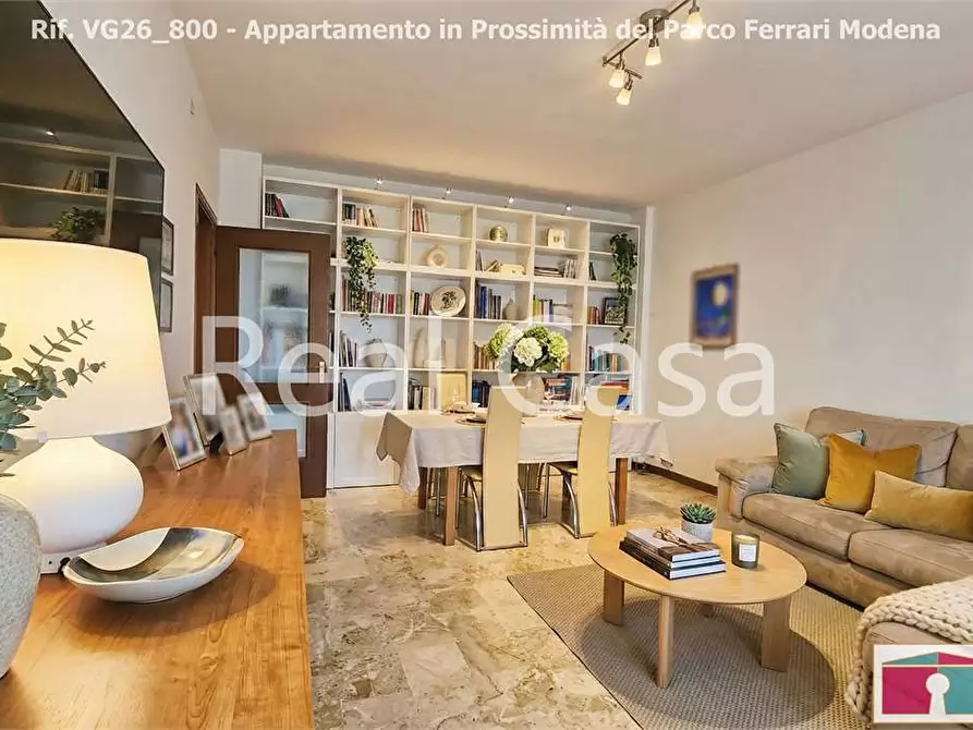 Immagine 4 di Appartamento in vendita  in Viale Corassori a Modena