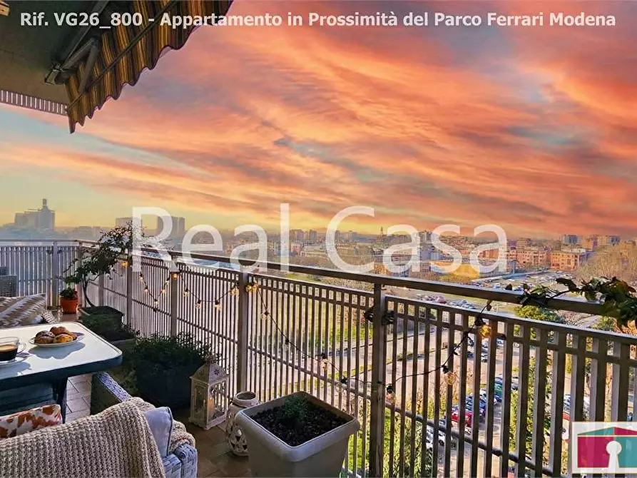 Immagine 8 di Appartamento in vendita  in Viale Corassori a Modena