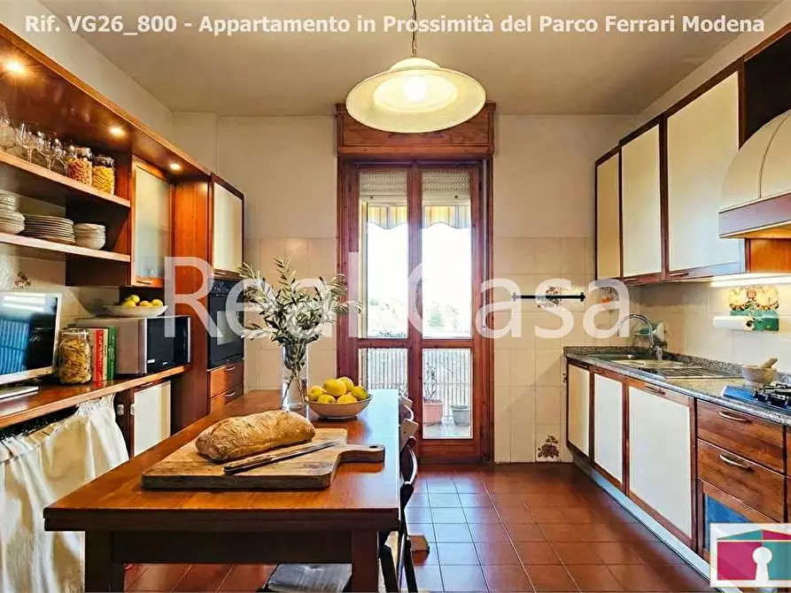 Immagine 9 di Appartamento in vendita  in Viale Corassori a Modena