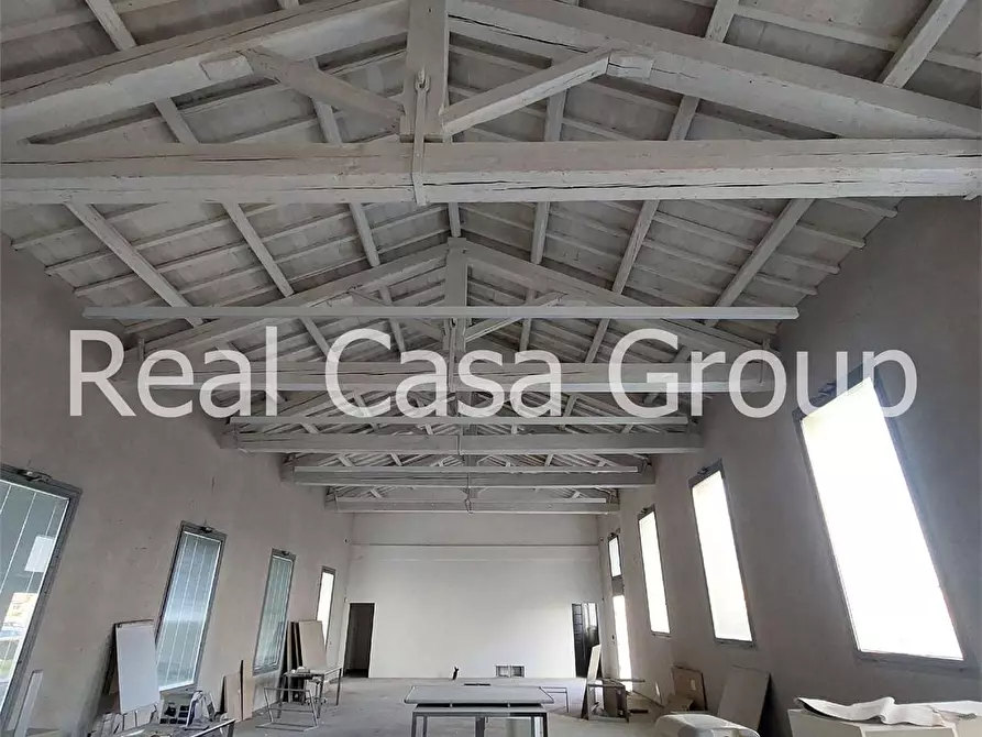 Immagine 4 di Ufficio in affitto  a Modena