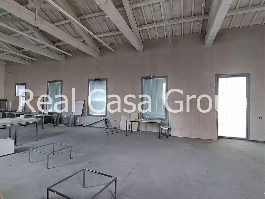 Immagine 19 di Ufficio in affitto  a Modena