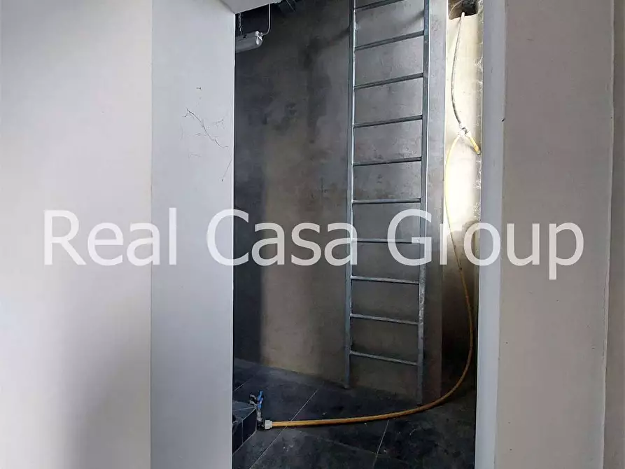 Immagine 20 di Ufficio in affitto  a Modena