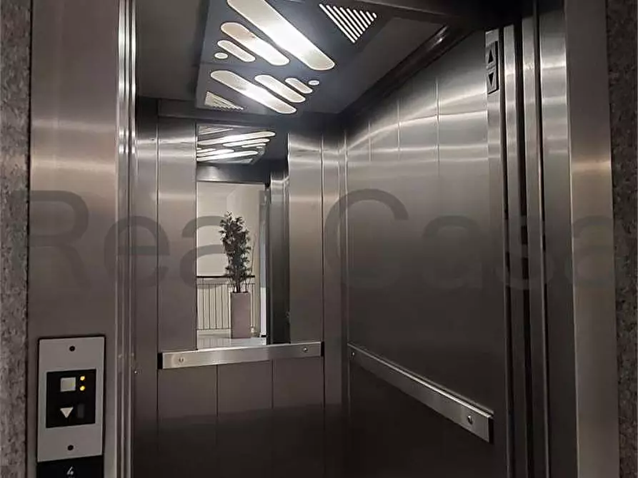 Immagine 22 di Ufficio in vendita  in Via Marianini  a Modena